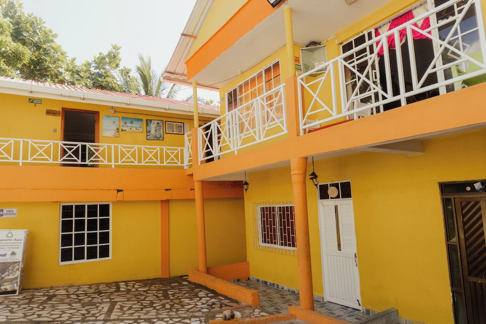 Dermas Inn
