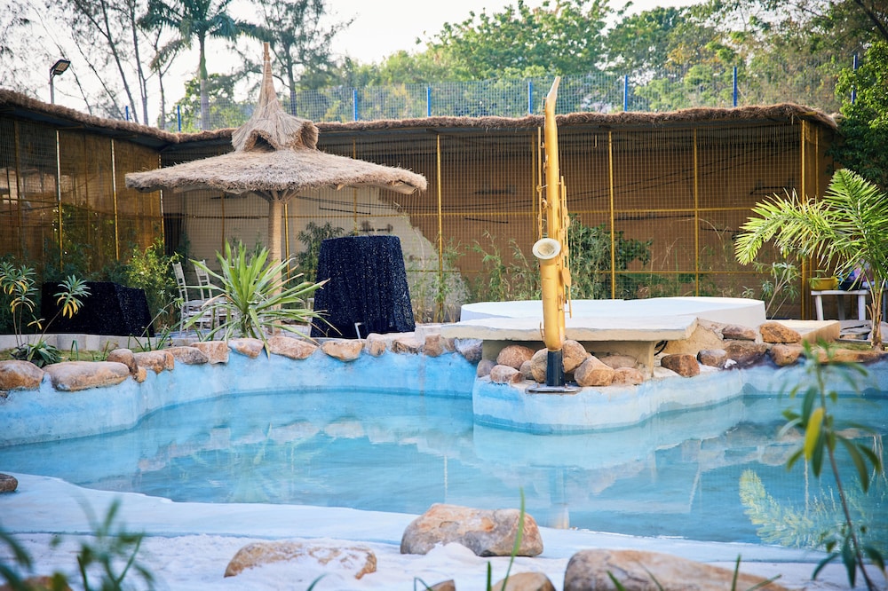 The12 by Naji Resort