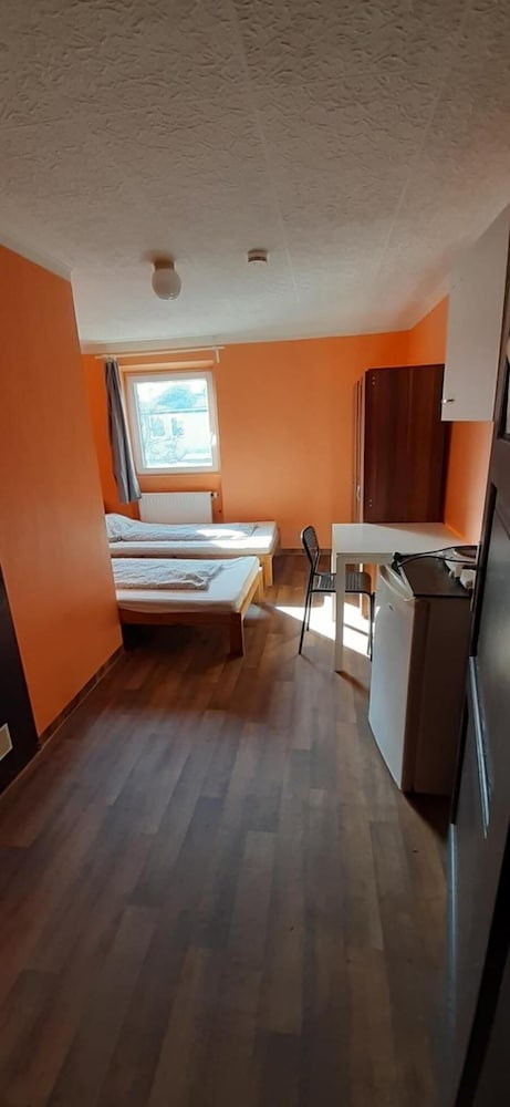 2-Rent Group Hostel Apartments EVE74