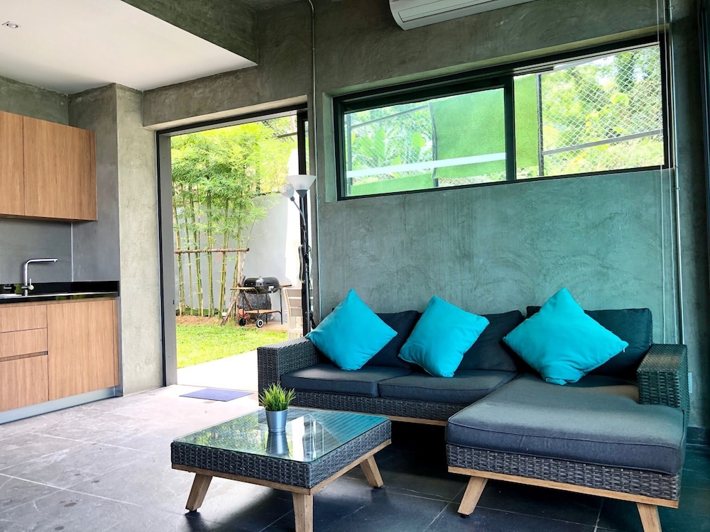 Baan Saint Tropez Villas Kata Beach