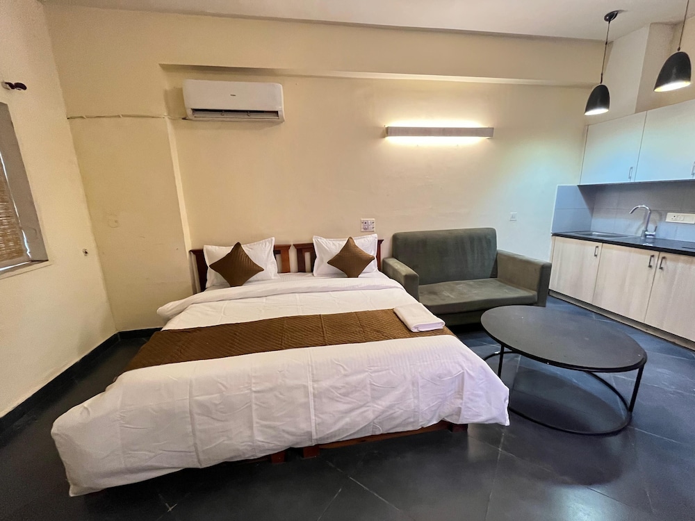 GoBravo Residences – Kapashera, New Delhi