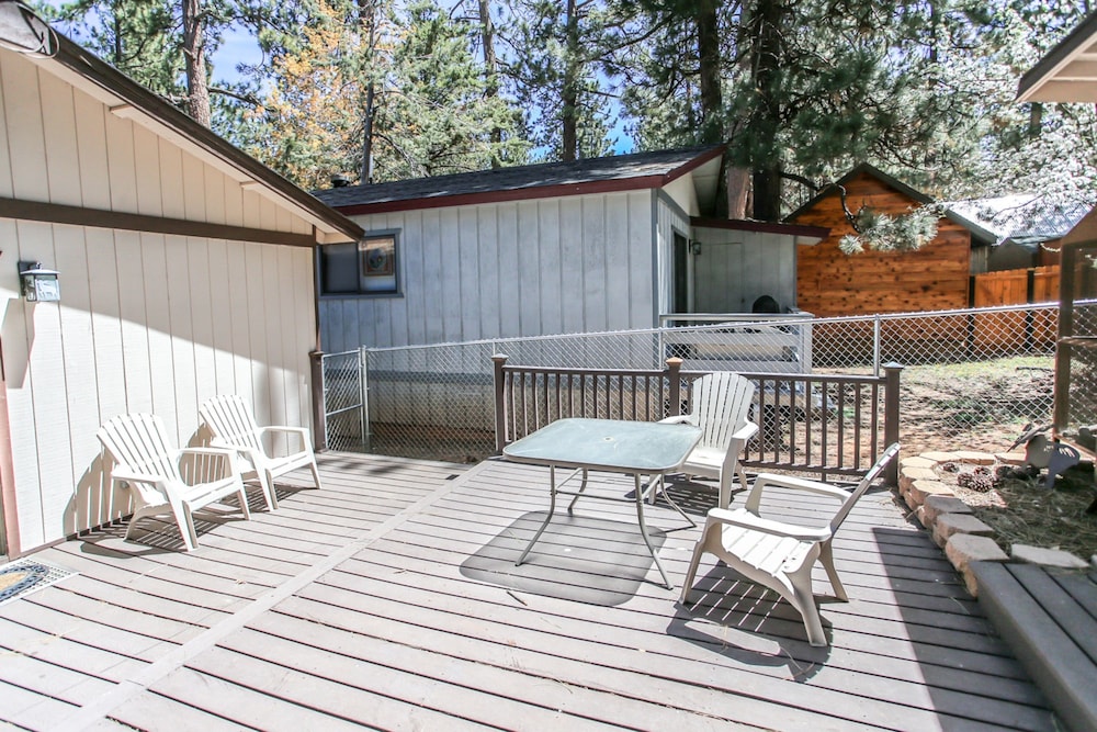 Black Bear Lodge