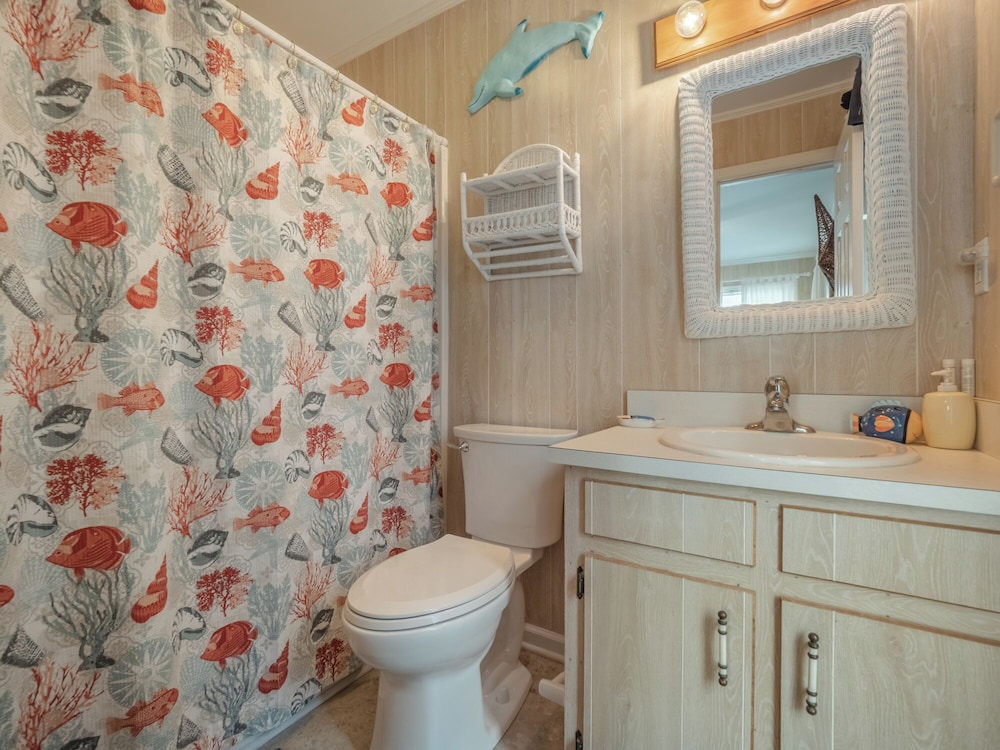 Loony Dunes by Topsail Realty