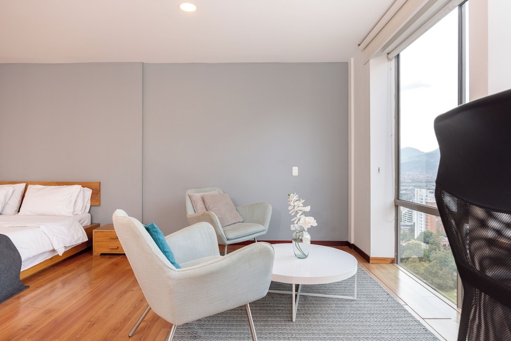 Apartamentos SETAI