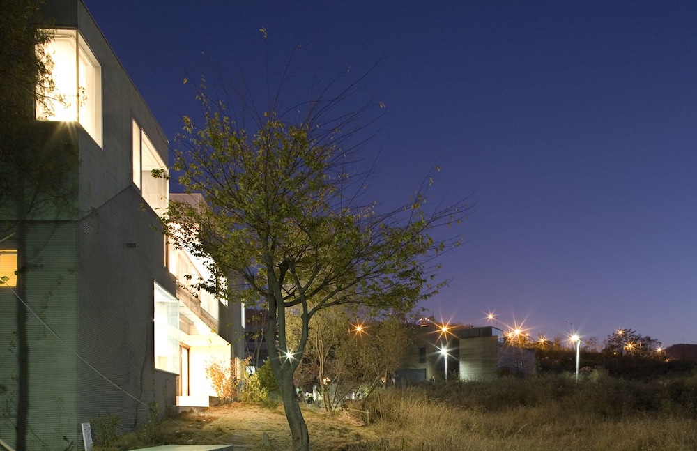 Motif No.1 Guest House