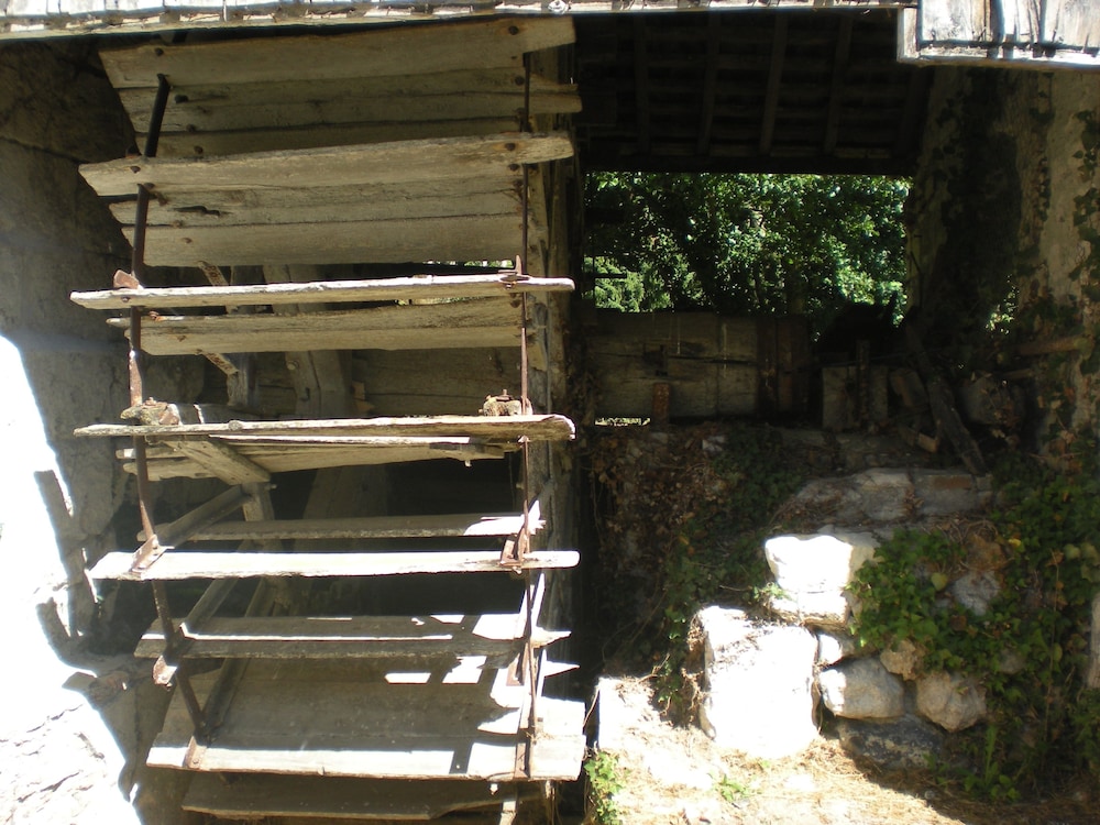 Le Moulin Bertrand