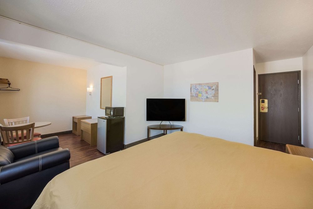 Studio 6 Limon, CO – I-70