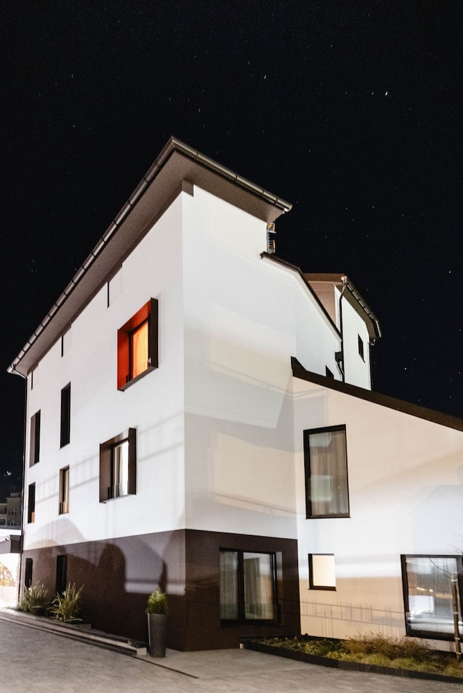 Terra Hotel Tirano