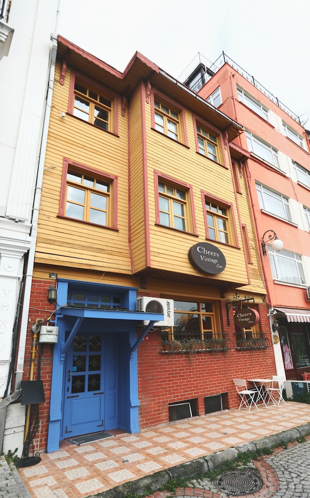 Cheers Vintage - Hostel