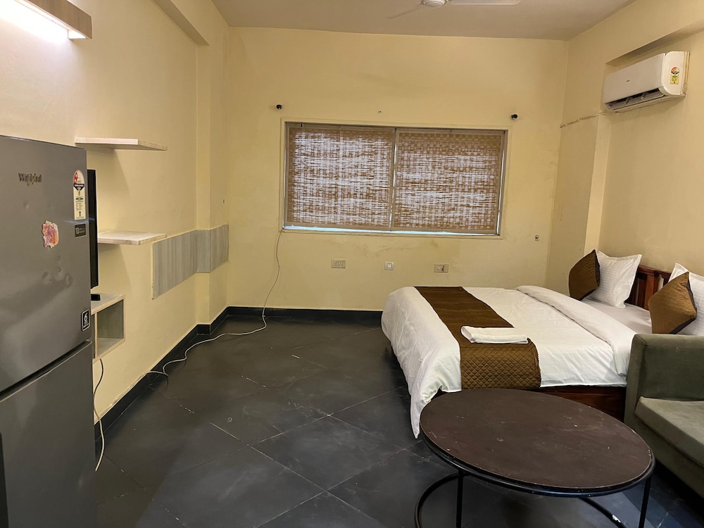 GoBravo Residences – Kapashera, New Delhi