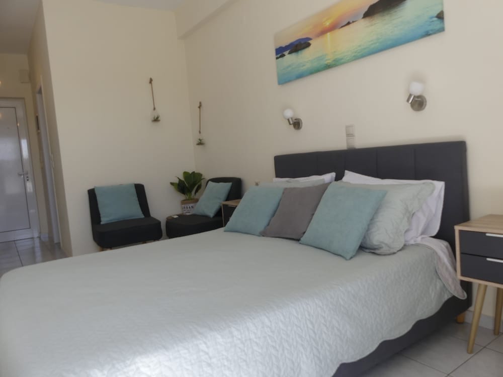 AMZ Apartments