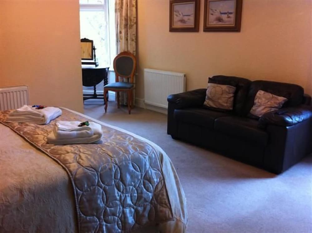 Cedar House B&B view 4