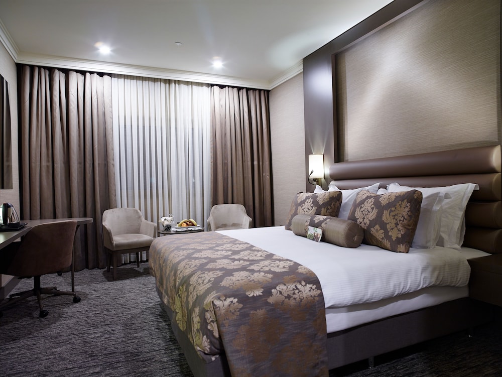 Euro Park Hotel - Image 13