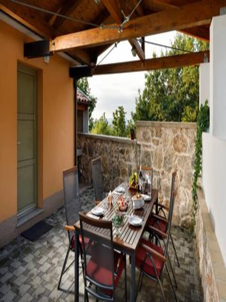 Holiday Home Lišnjak