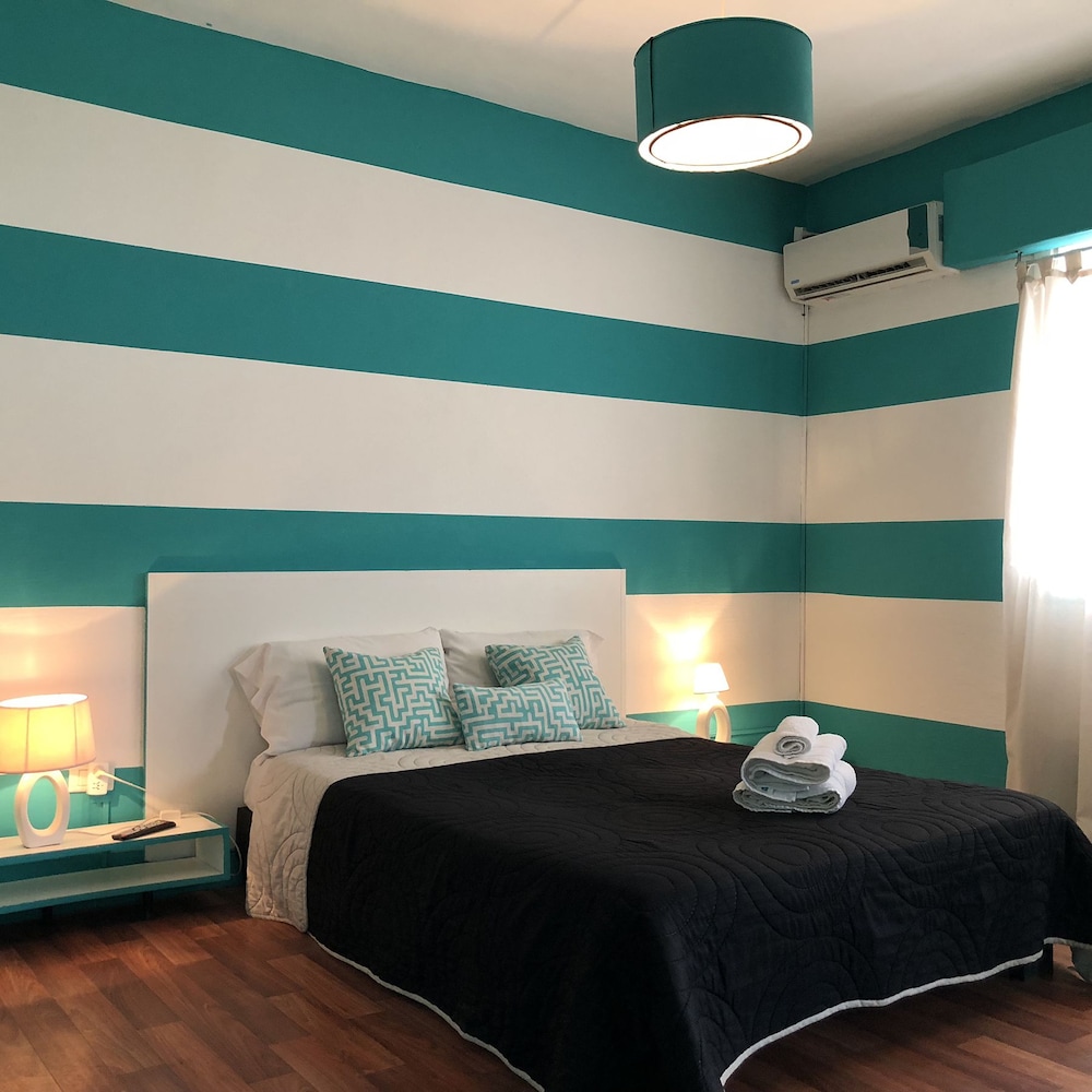 Defensa 821 Bed & Breakfast