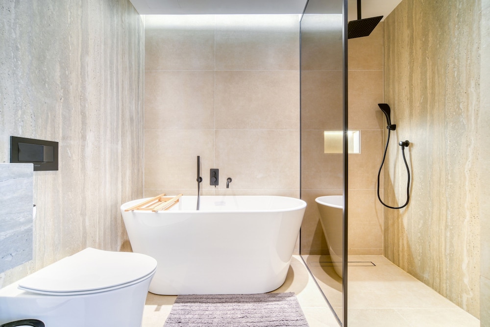 Luxe and Modern Duplex in Difc