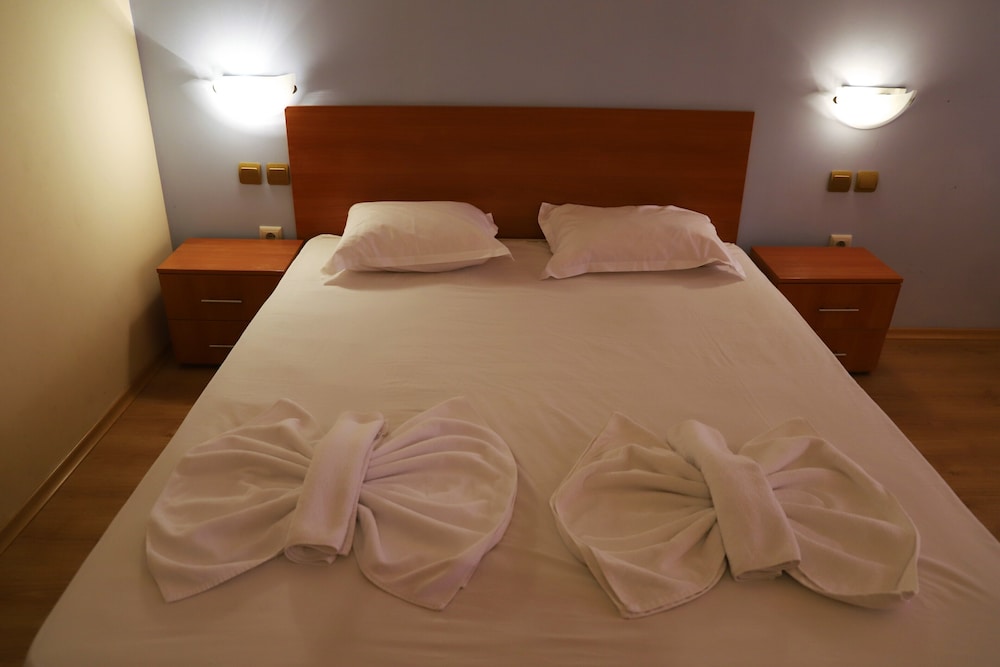 Menada Andalusia Apartments