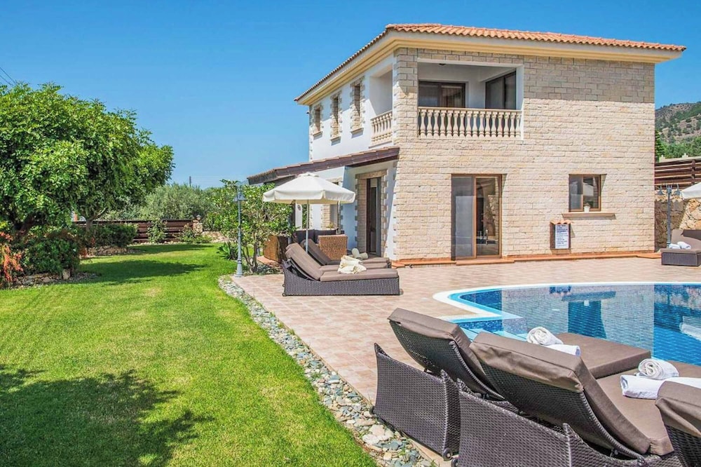 Villa Nikos Argaka