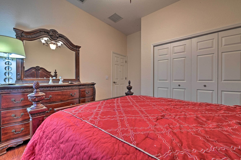 Elegant Valrico Home ~ 15 Mi to Downtown Tampa!, photo 47