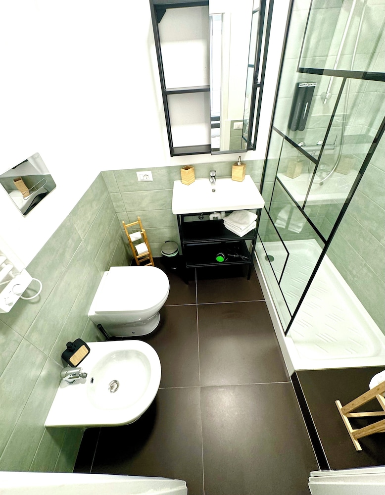 Lexie Suites Guesthouse photo 5