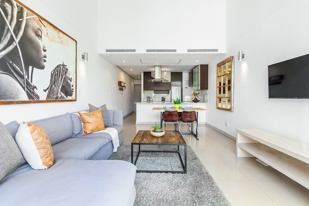 The Quadrant 406