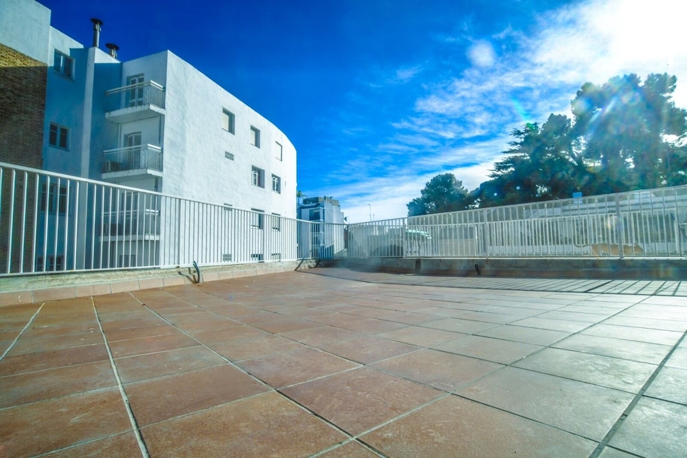 Design Apartment Near The Sea