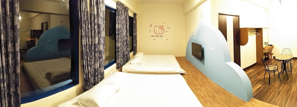 Photo 11