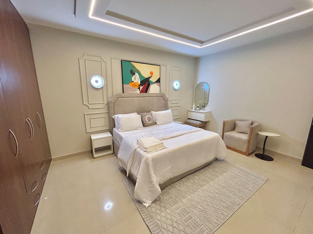 George Residence Banana Island Rd Ikoyi