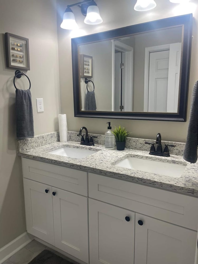 Southern Collective Sleeps8 Airport-beltline