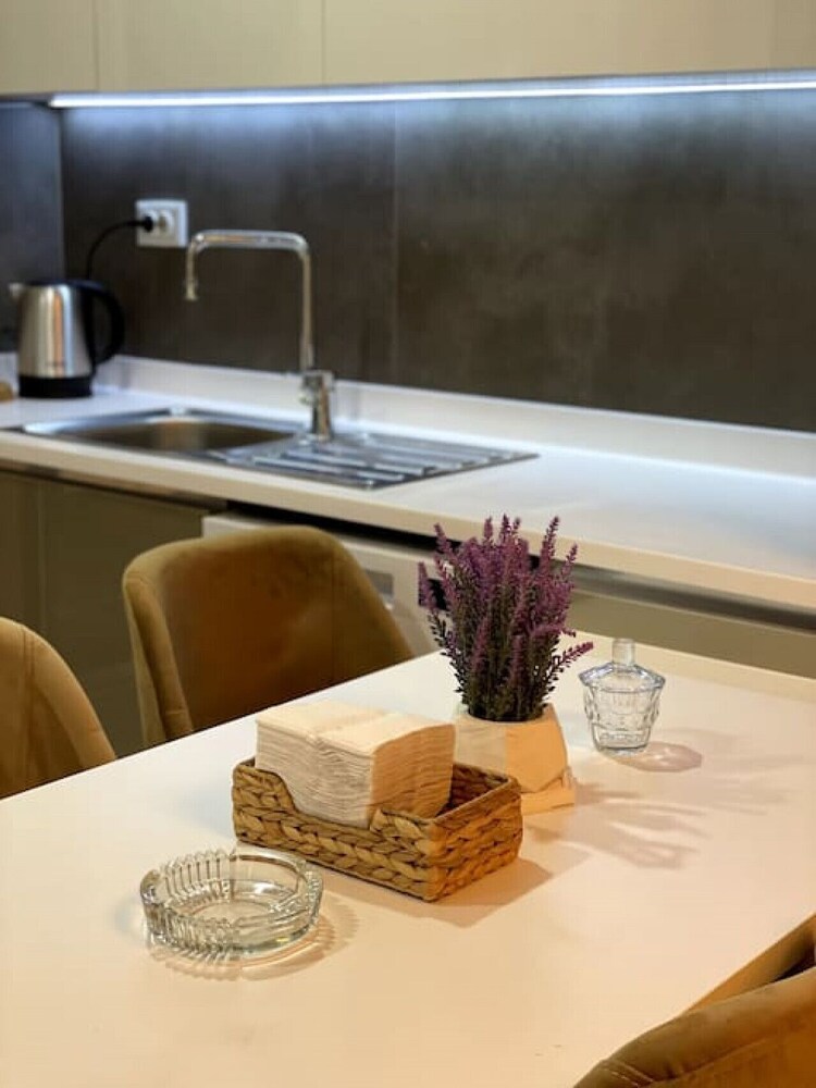 Stylish 1-bedroom Apartment Near Mall of Istanbul