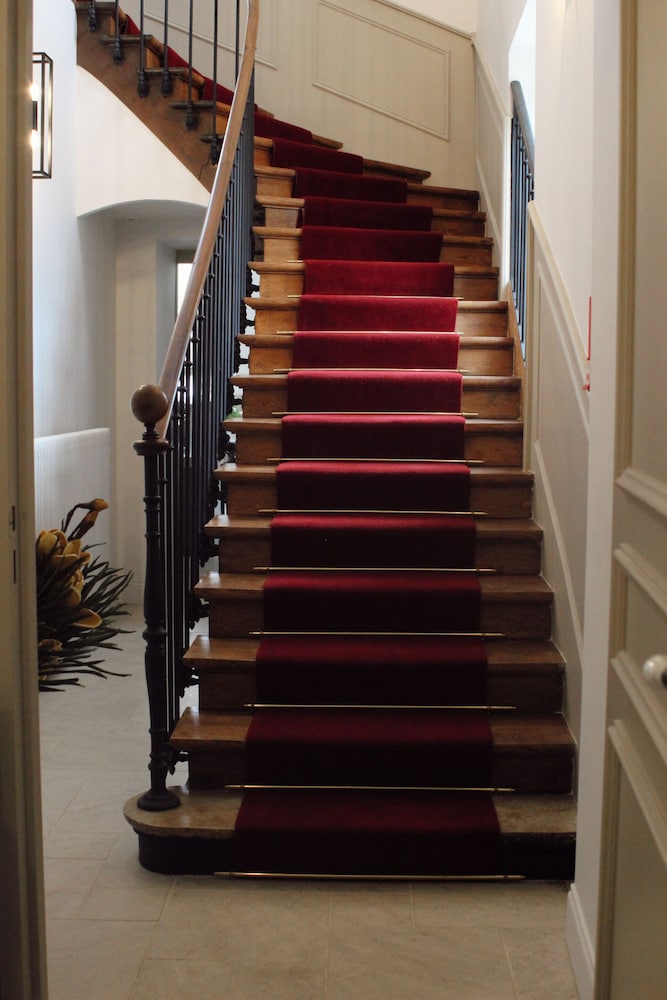 Manoir de Villamont view 2