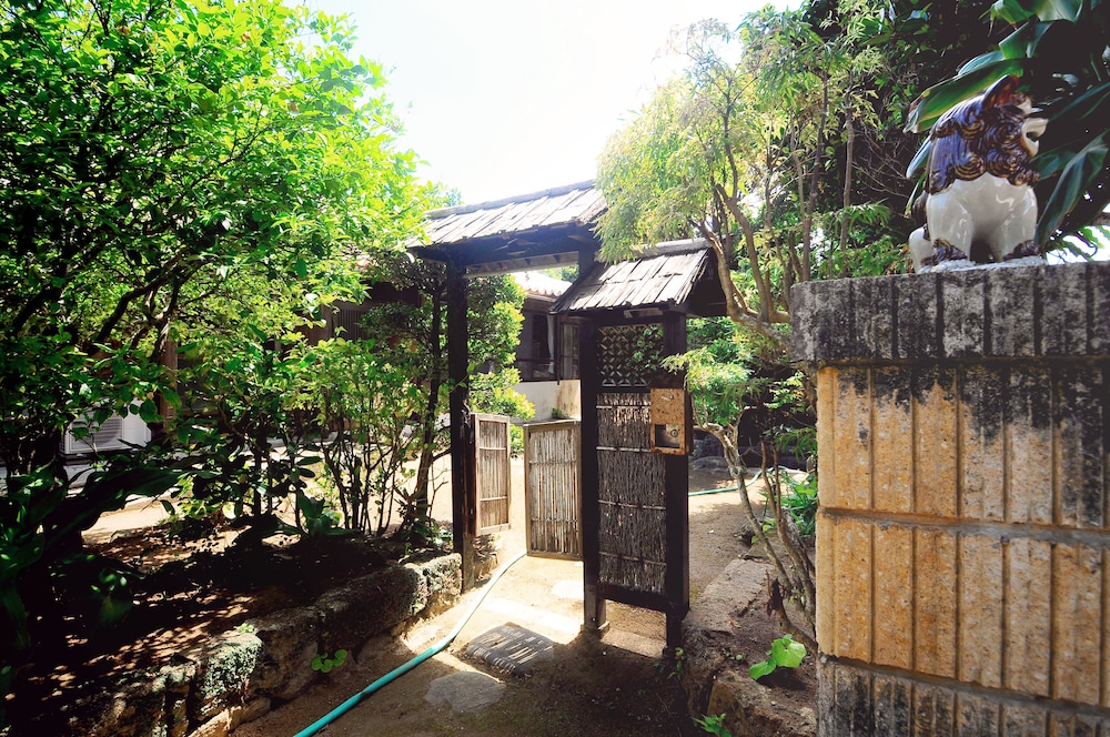 OkinawanoKominkayado Miya