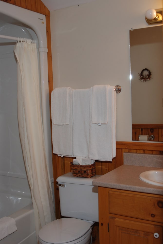 Shining Waters Cottages