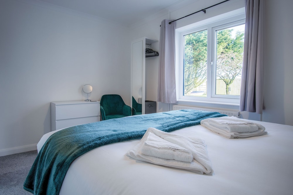 Gower Hideaway - 3 Bed - Ocean Breeze view 5