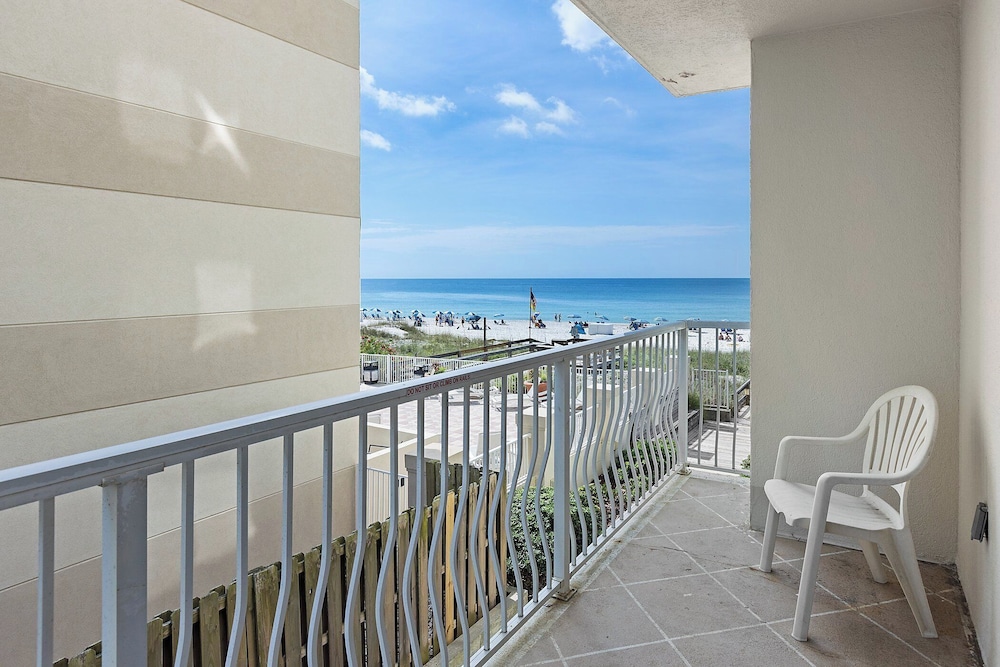 Emerald Key by Southern Vacation Rentals