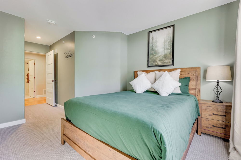 Close to Beaver Creek & Vail: Cozy Edwards Condo!