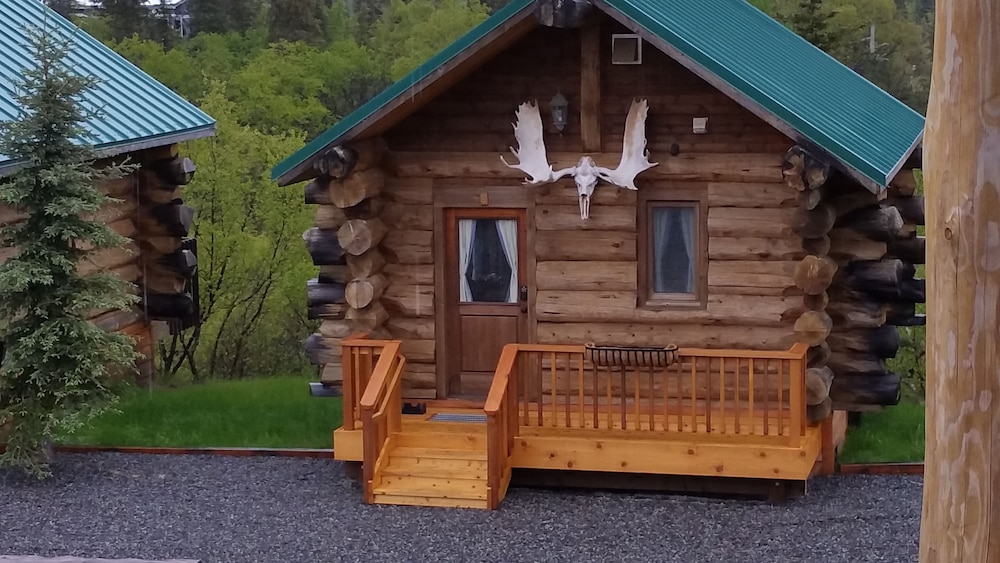 Alaska's Gold Creek Lodge