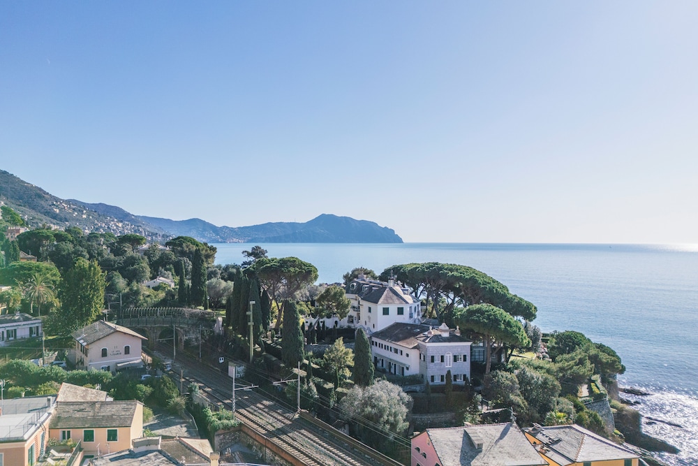 Green Home Seaside Parking Wifi Ac Genova