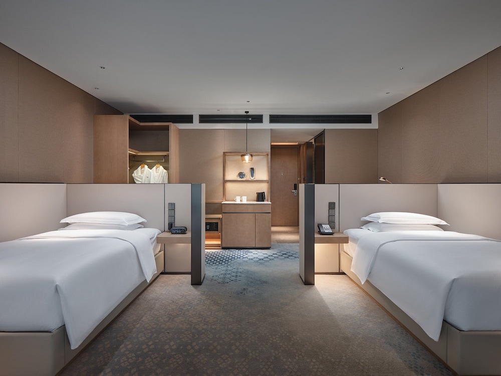 Hohhot Vacations - Crowne Plaza Hohhot City Center, An IHG Hotel - Property Image 30