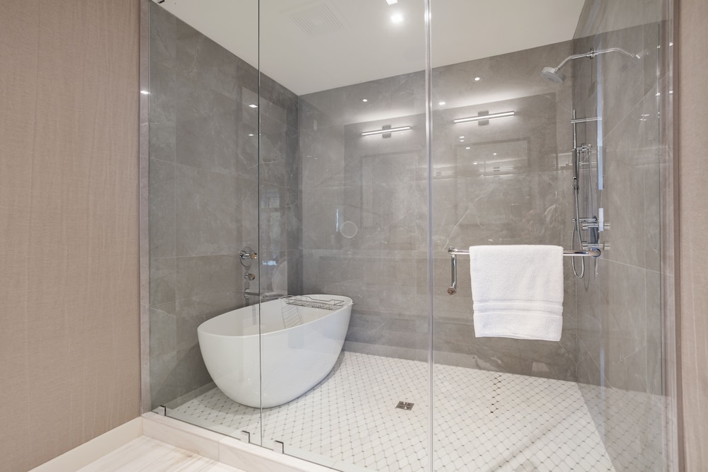 201 - Four Bedroom Argent 4 Condo