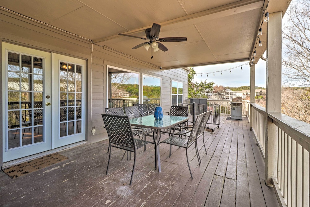 Lakefront Home w/ Point Venture Golf Access! - Property Image 1