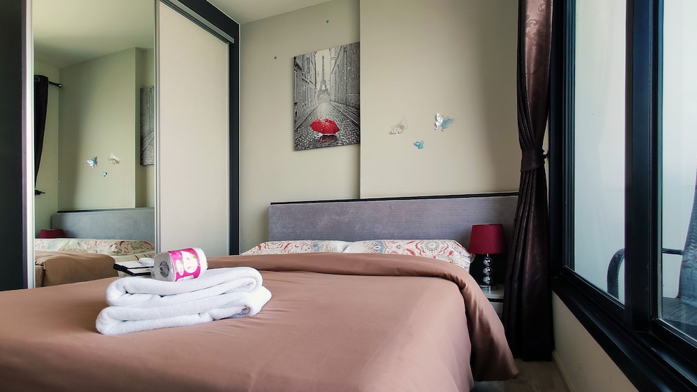 Pattaya Central Sea View Pool Suite