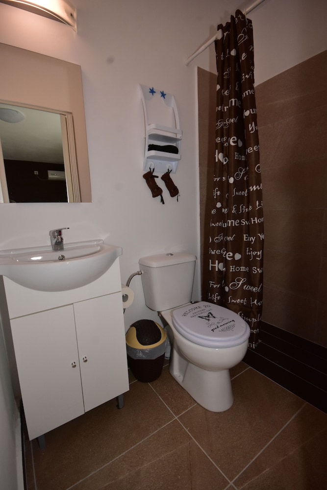 Galotel Agnoudas near Airport
