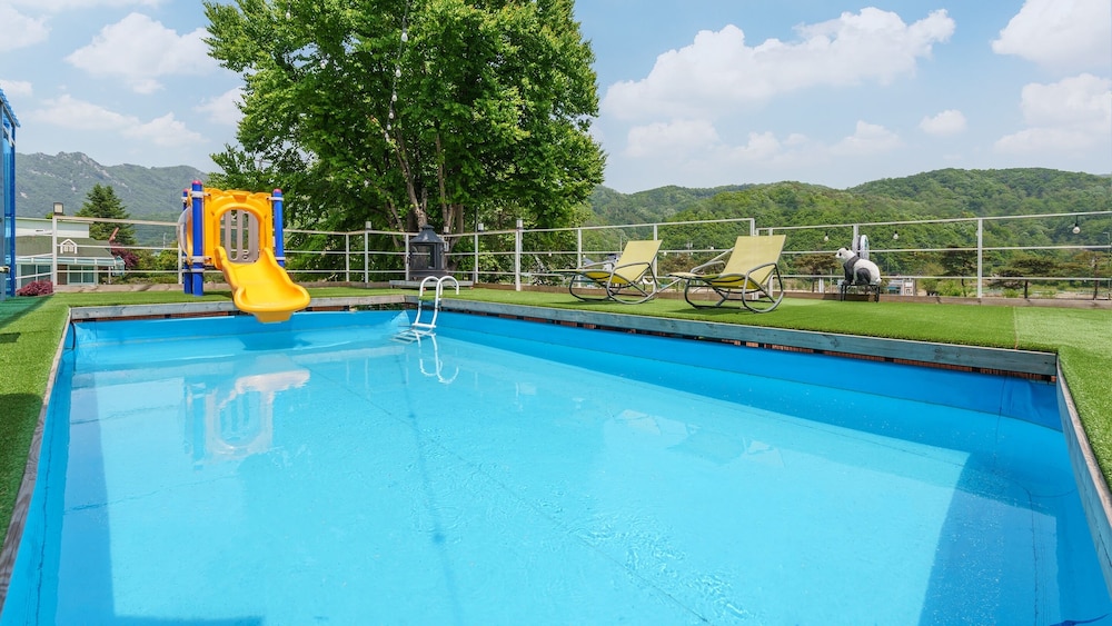 Chuncheon Leisure Stay Pension