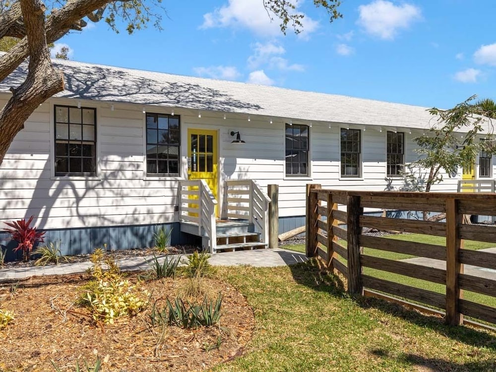 Fort Screven Rec Hall in Tybee Island, US