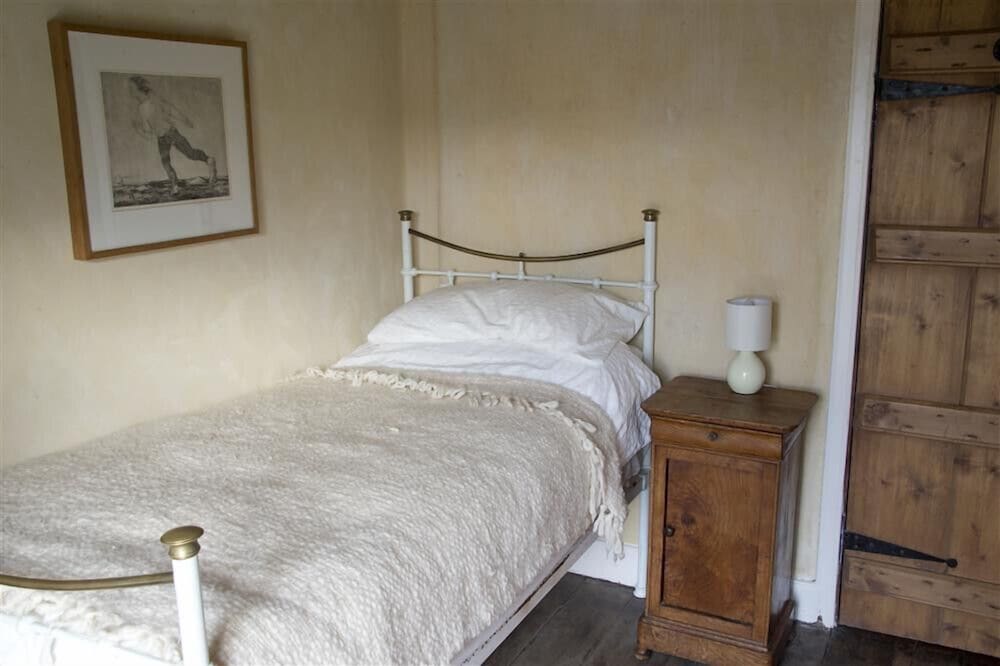 Thomas Grove House