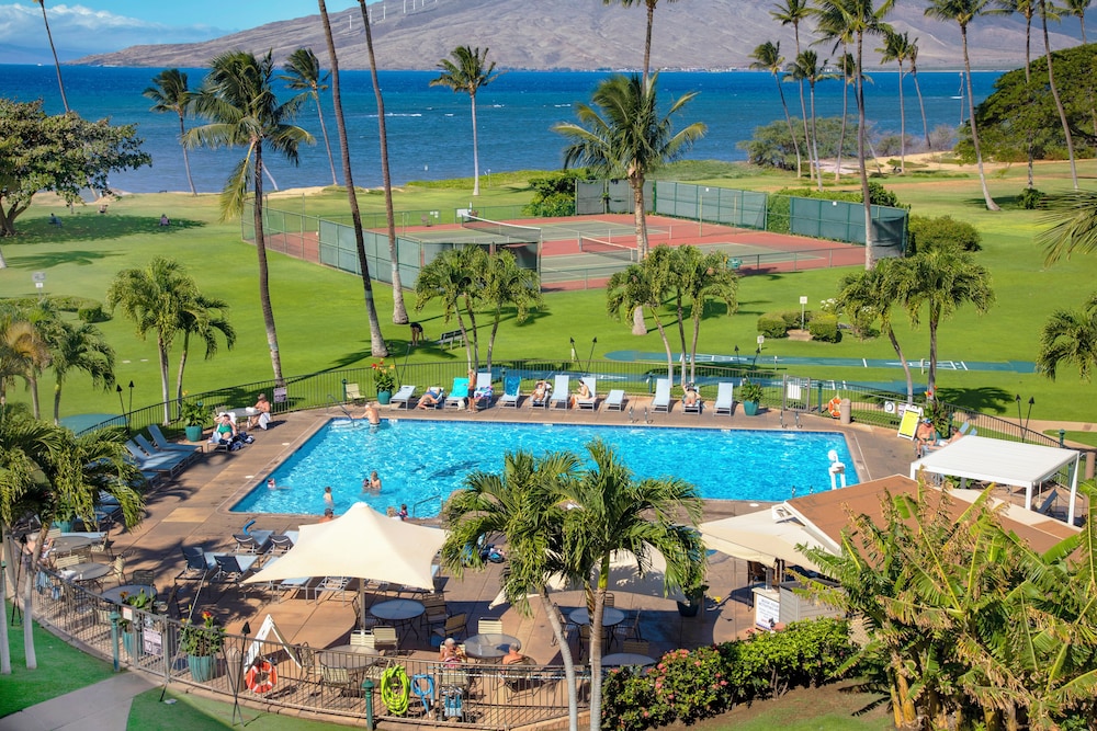 2BR/2BA Oceanfront Condo in Maui Sunset
