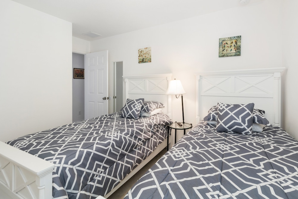 Veranda Palms 4470 - Image 2