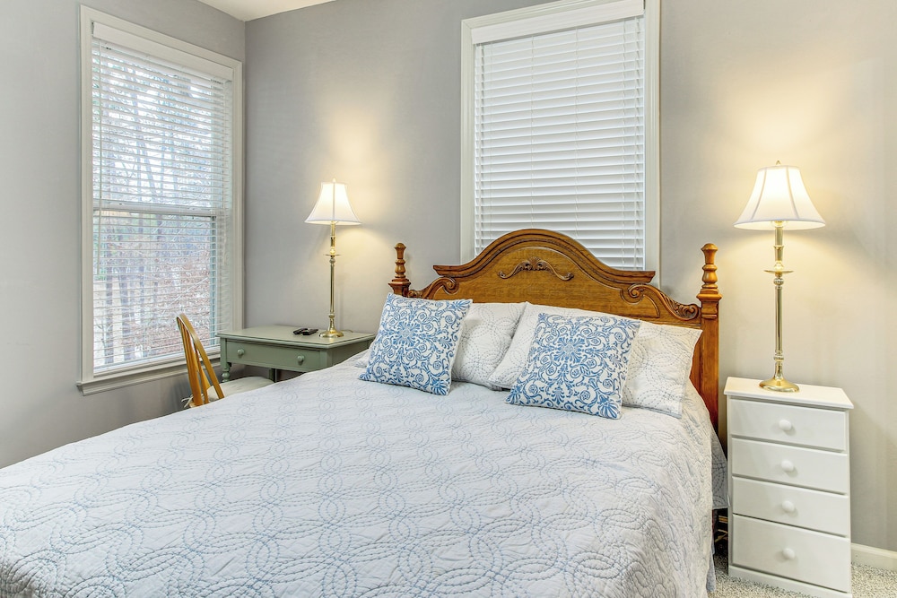 Scenic Water Views: Lakefront Home in Mccormick!