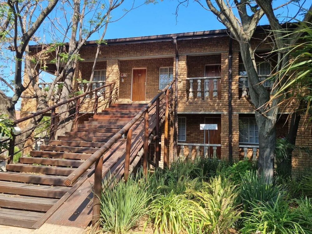 Emerald Guesthouse